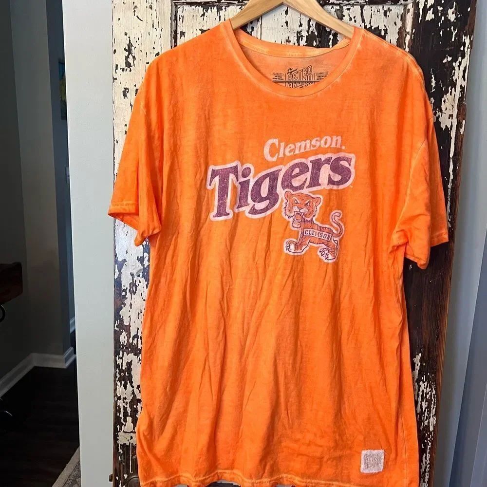NWT Clemson Tigers Football The Original Retro Brand collegiate size XL